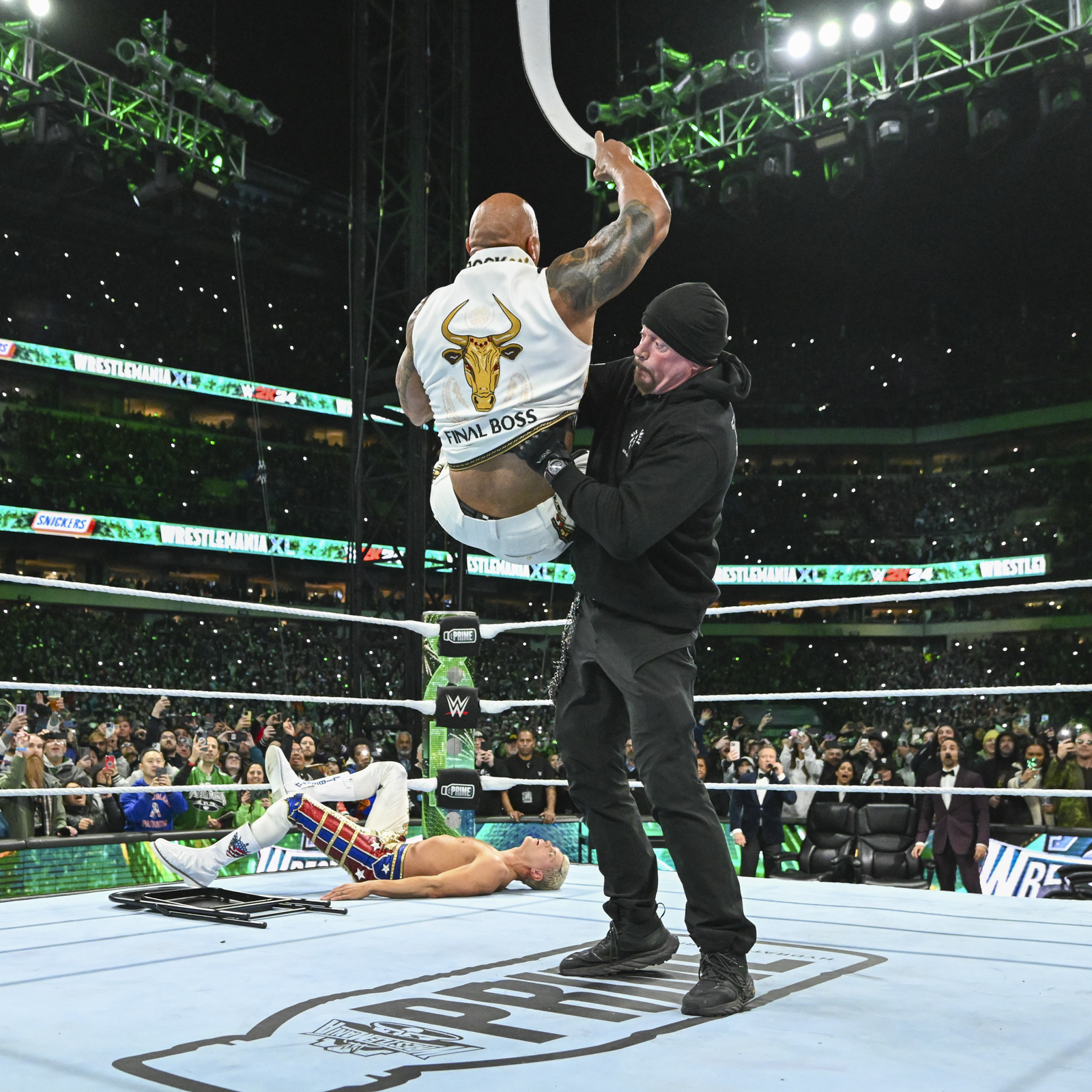 The Undertaker Chokeslams The Rock at Wrestlemania 40
